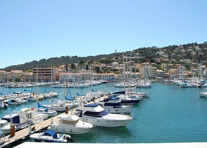 Le Barock 2* Saint-Mandrier-sur-Mer